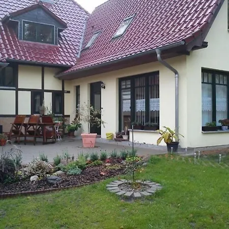 Haus Am Seeufer In Plau Am Tatil Evi *