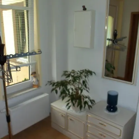 Semesterbostad Haus Am Seeufer In Plau Am