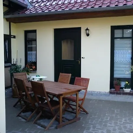 Semesterbostad Haus Am Seeufer In Plau Am